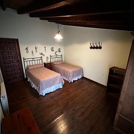Espaciosa Y Elegante Casa Rural En Лос-Маринес Экстерьер фото